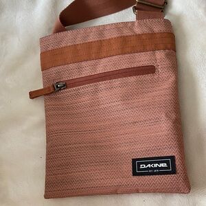 Dakine Brown and Tan Bag
